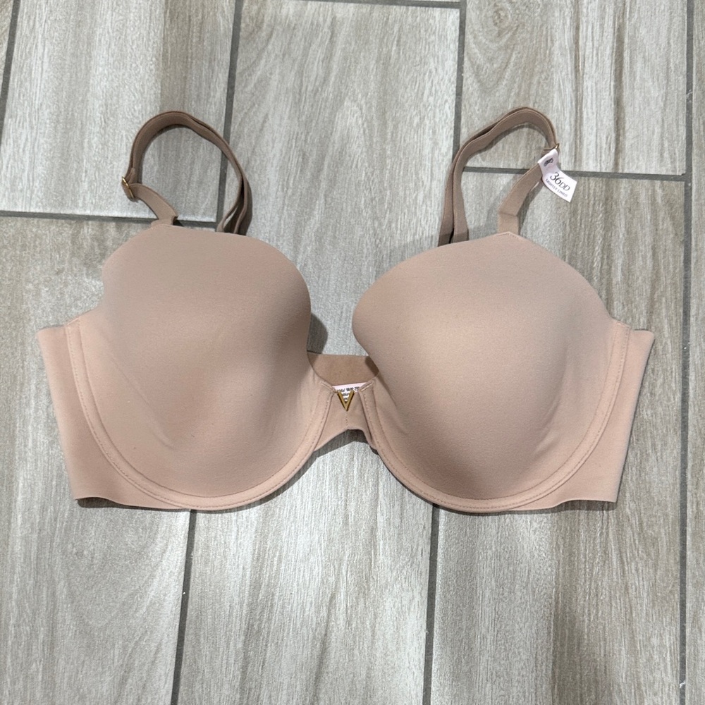 Victoria Secret Beige Lined Demi Bra. Size 36DD.